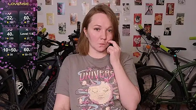 Snapshot of BellaMurrr chatting on November 6, 2025, 5:06 pm BellaMurrr online show from November 6, 2025, 5:06 pm