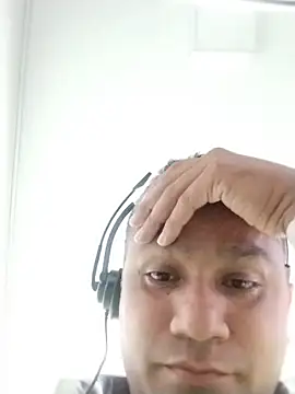 danigarci2307 online show from April 28, 2026, 2:27 am