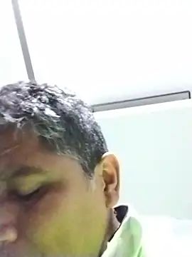 danigarci2307 online show from April 7, 2026, 2:35 am