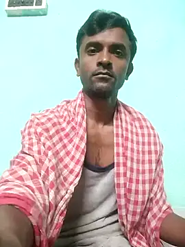 ShinuRoy online show from February 1, 2026, 10:41 pm