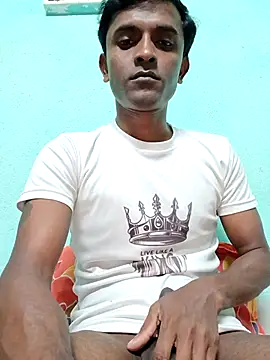 ShinuRoy online show from November 21, 2025, 1:54 pm