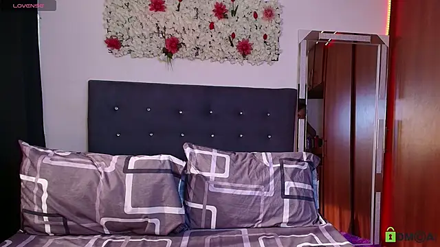 madisonwalkeeer online show from November 7, 2025, 8:13 pm