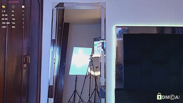 madisonwalkeeer online show from March 30, 2026, 10:33 pm