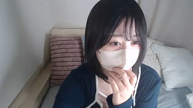 Snapshot of mi__san chatting on November 1, 2025, 2:07 am mi san online show from November 1, 2025, 2:07 am