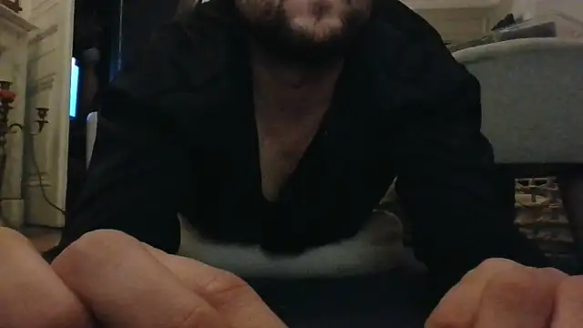 Titilouonlyf69 online show from November 27, 2025, 10:32 pm