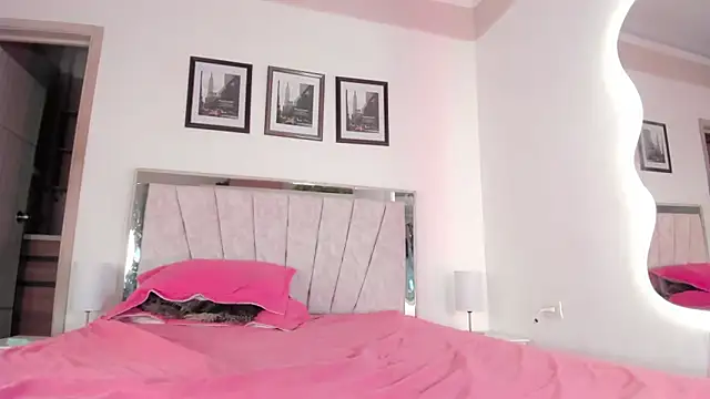 Snapshot of FuckingYoungs chatting on November 14, 2025, 2:04 am FuckingYoungs online show from November 14, 2025, 2:04 am