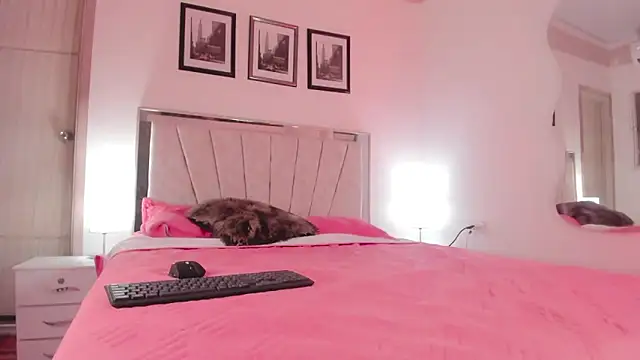 Snapshot of FuckingYoungs chatting on September 12, 2025, 2:34 am FuckingYoungs online show from September 12, 2025, 2:34 am