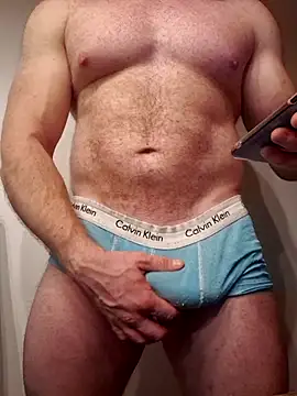 Snapshot of AlphaGymMale chatting on October 29, 2025, 3:55 pm AlphaGymMale online show from October 29, 2025, 3:55 pm