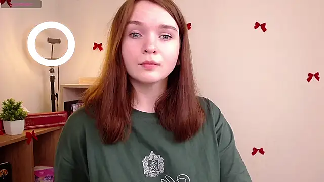 Snapshot of EvaJackson111 chatting on December 1, 2025, 3:24 pm EvaJackson111 online show from December 1, 2025, 3:24 pm