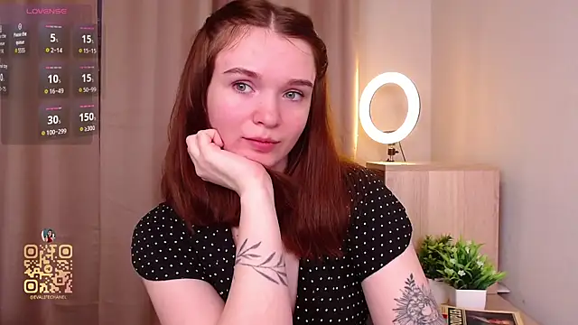 Snapshot of EvaJackson111 chatting on November 15, 2025, 2:10 pm EvaJackson111 online show from November 15, 2025, 2:10 pm