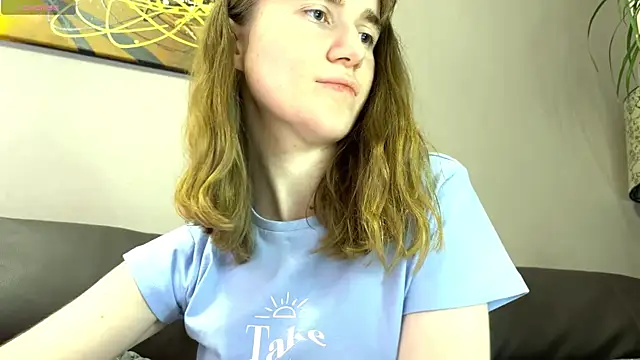 velina   online show from September 21, 2025, 8:03 pm