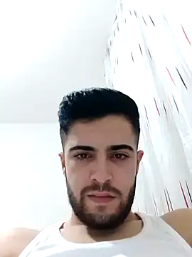 Snapshot of Ozi1910 chatting on September 11, 2025, 11:27 pm Ozi1910 online show from September 11, 2025, 11:27 pm