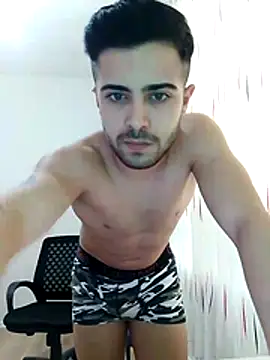 Snapshot of Ozi1910 chatting on November 23, 2025, 11:09 am Ozi1910 online show from November 23, 2025, 11:09 am