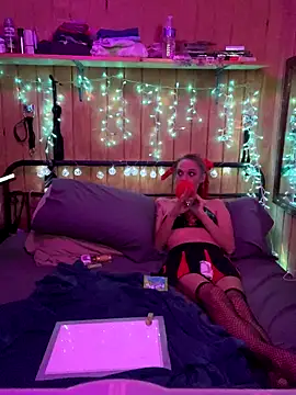 Snapshot of Kacinichole chatting on September 9, 2025, 4:55 am Kacinichole online show from September 9, 2025, 4:55 am