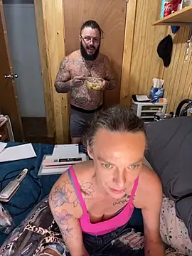 Snapshot of Kacinichole chatting on September 17, 2025, 4:09 pm Kacinichole online show from September 17, 2025, 4:09 pm