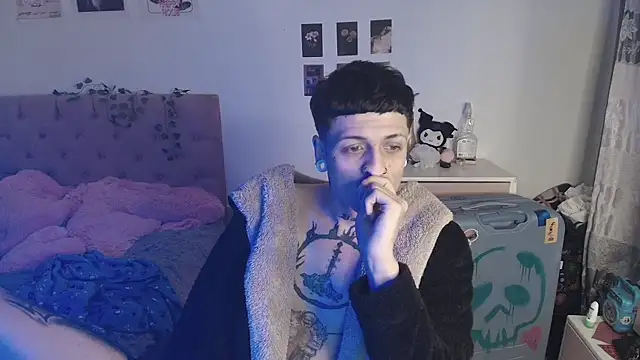 Snapshot of 2cyboy_ chatting on September 12, 2025, 7:46 pm 2cyboy online show from September 12, 2025, 7:46 pm