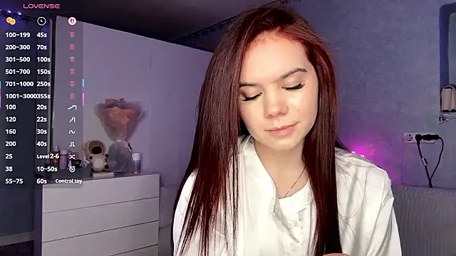 Snapshot of Lia_rise chatting on March 3, 2026, 3:41 pm Lia rise online show from March 3, 2026, 3:41 pm