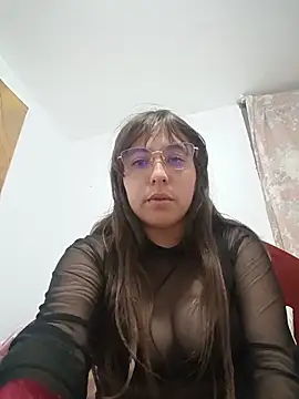AlessandraPazzi online show from June 5, 2026, 1:54 am