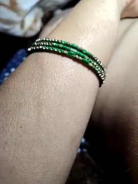 Hot pooja55 online show from February 5, 2026, 1:45 am