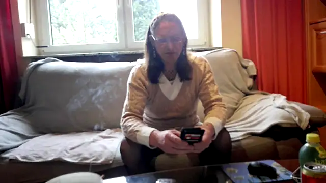 Snapshot of Cleohot1977 chatting on February 7, 2026, 1:30 pm Cleohot1977 online show from February 7, 2026, 1:30 pm