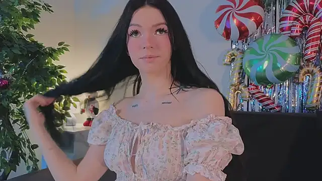 Snapshot of Loona_Eclipse chatting on January 15, 2026, 8:34 pm Loona Eclipse online show from January 15, 2026, 8:34 pm