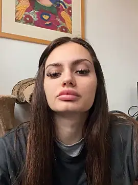 prettylittlefooxy online show from March 4, 2026, 3:53 pm