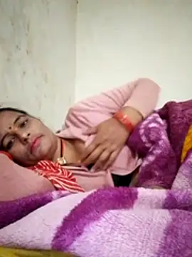 Suhani hot12 online show from October 28, 2025, 4:17 pm