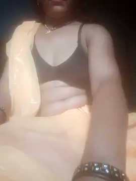 Snapshot of Suhani_hot12 chatting on April 18, 2026, 11:34 am Suhani hot12 online show from April 18, 2026, 11:34 am