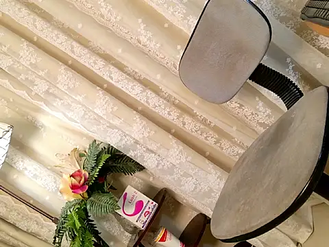 PrettyStranger online show from April 2, 2026, 6:53 am