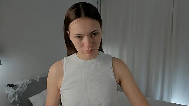 Snapshot of SirenaOstrem chatting on November 2, 2025, 1:10 am SirenaOstrem online show from November 2, 2025, 1:10 am