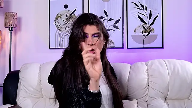 Snapshot of Violeta_Foxz chatting on August 7, 2026, 7:09 pm Violeta Foxz online show from August 7, 2026, 7:09 pm