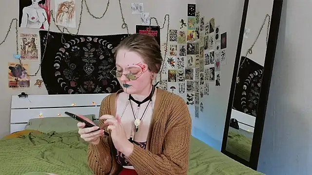 WonderConnie1 online show from October 27, 2025, 1:56 pm