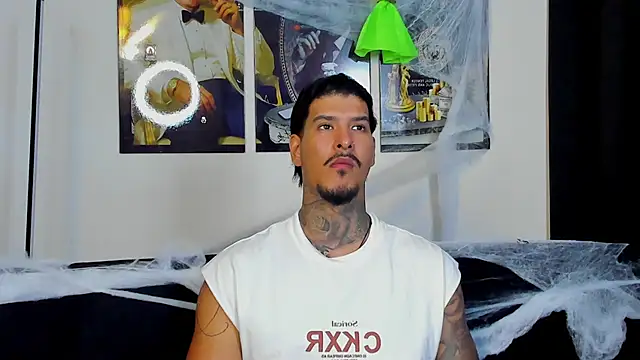 jiro kenji1 online show from October 15, 2025, 2:58 pm