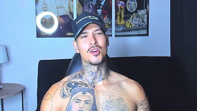 jiro kenji1 online show from February 12, 2026, 1:27 am