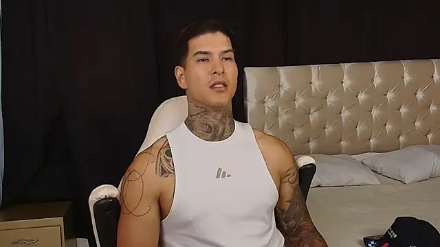 jiro kenji1 online show from January 12, 2026, 2:46 pm