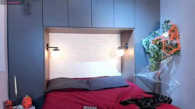 MrJustin  online show from October 28, 2025, 7:57 pm