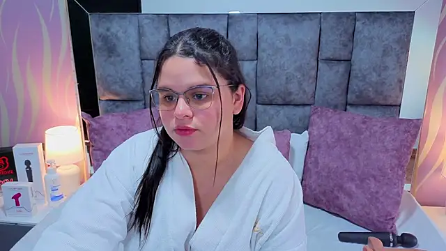 SamanthaPaImer online show from September 8, 2025, 6:40 pm