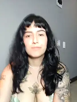 Jinx  x online show from November 11, 2025, 3:45 am