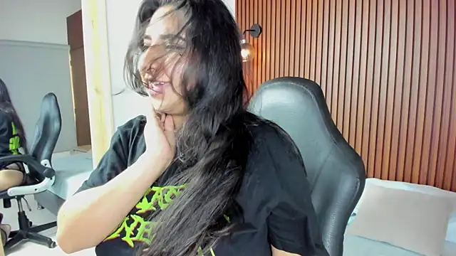 Snapshot of alice_coopperx chatting on September 19, 2025, 1:48 pm alice coopperx online show from September 19, 2025, 1:48 pm