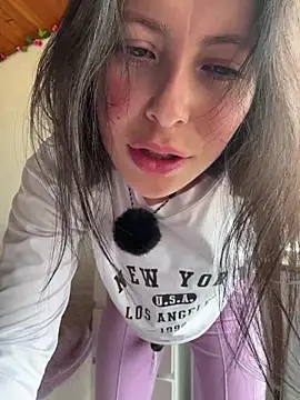 Snapshot of Mia_salinass chatting on December 2, 2025, 6:09 pm Mia salinass online show from December 2, 2025, 6:09 pm