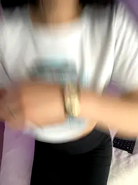 Snapshot of Mia_salinass chatting on September 26, 2025, 5:09 pm Mia salinass online show from September 26, 2025, 5:09 pm