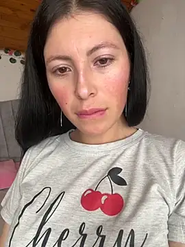 Snapshot of Mia_salinass chatting on September 19, 2025, 6:01 pm Mia salinass online show from September 19, 2025, 6:01 pm