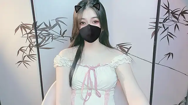 Sparkly Candy online show from November 19, 2025, 1:55 pm