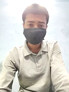 GirlsCrush  online show from November 10, 2025, 6:02 pm