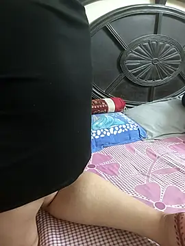 Snapshot of payal_261072_ chatting on October 13, 2025, 8:32 pm payal 261072 online show from October 13, 2025, 8:32 pm