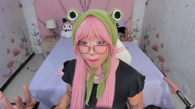 Snapshot of SafiroAgataaa chatting on November 28, 2025, 7:58 pm SafiroAgataaa online show from November 28, 2025, 7:58 pm