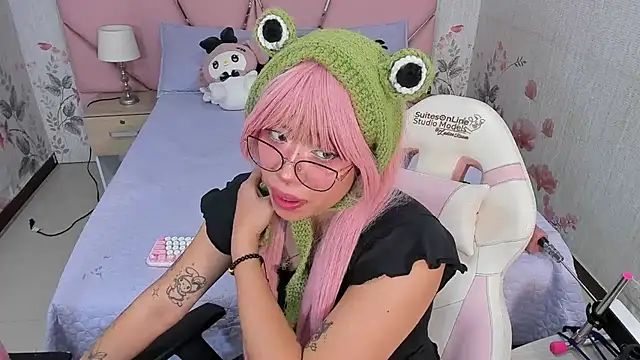 Snapshot of SafiroAgataaa chatting on November 29, 2025, 8:03 am SafiroAgataaa online show from November 29, 2025, 8:03 am