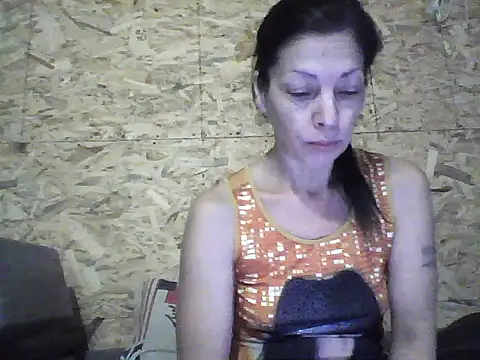 Snapshot of Milana38 chatting on November 8, 2025, 3:04 pm Milana38 online show from November 8, 2025, 3:04 pm