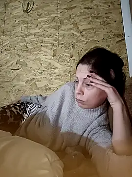 Snapshot of Milana38 chatting on December 1, 2025, 5:03 pm Milana38 online show from December 1, 2025, 5:03 pm