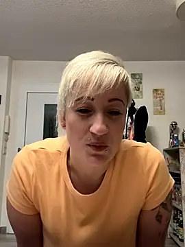 Snapshot of Rozendefotz chatting on September 25, 2025, 6:08 am Rozendefotz online show from September 25, 2025, 6:08 am